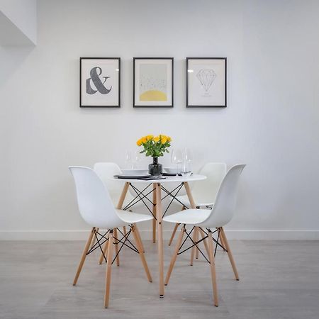 Luxury Serviced Apartments Stevenage, Hertfordshire エクステリア 写真
