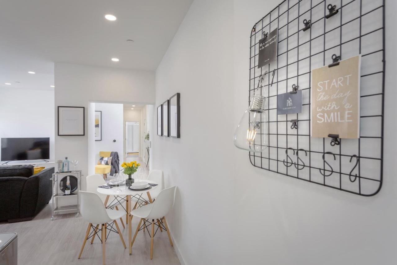 Luxury Serviced Apartments Stevenage, Hertfordshire エクステリア 写真